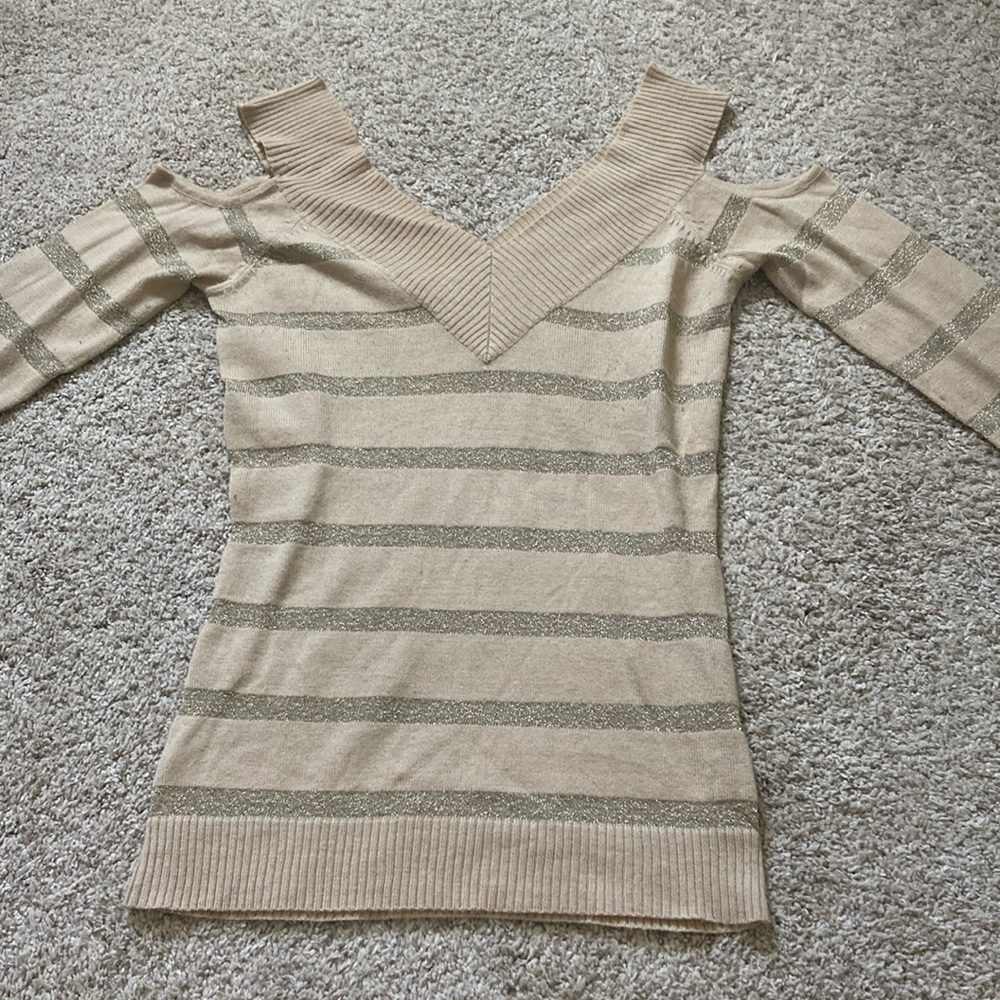 Charlotte Russe cut out shoulder three-quarter length sleeve sweater